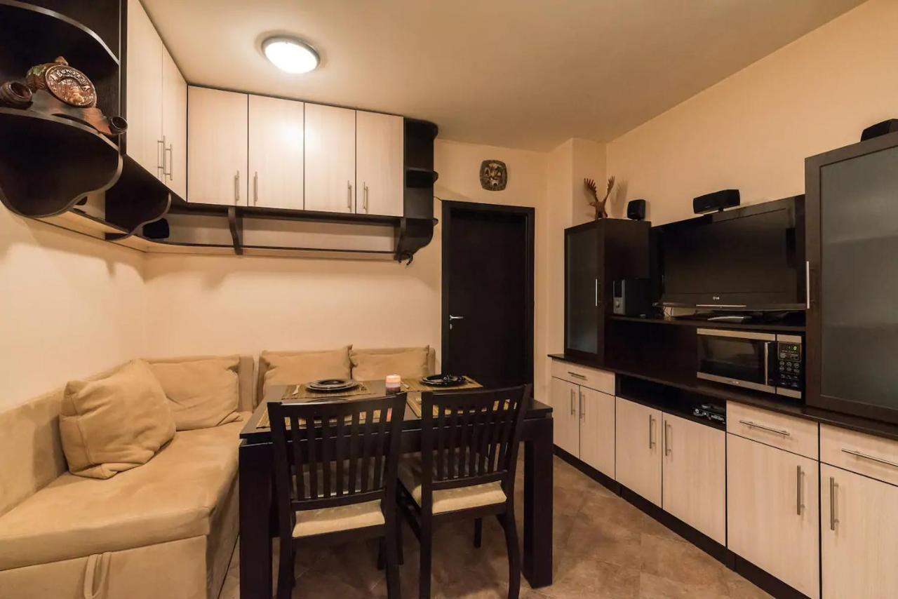 Charming, Fully-Furnished, 2-Bedroom Apartment Bansko Extérieur photo