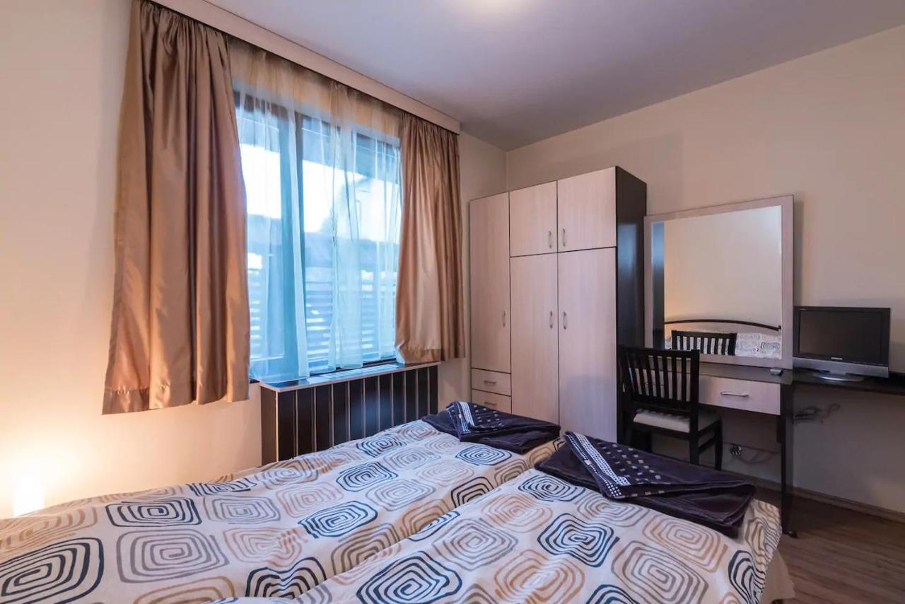 Charming, Fully-Furnished, 2-Bedroom Apartment Bansko Extérieur photo